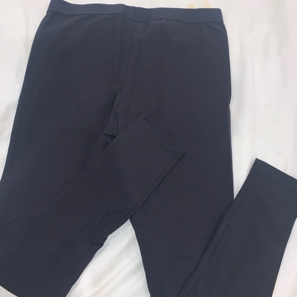 Essentials leggings - Picture 3 of 4